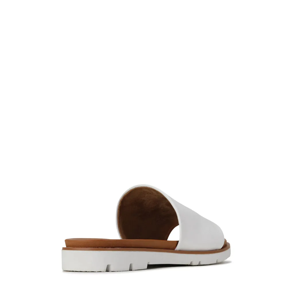 ASH SLIDE SANDAL