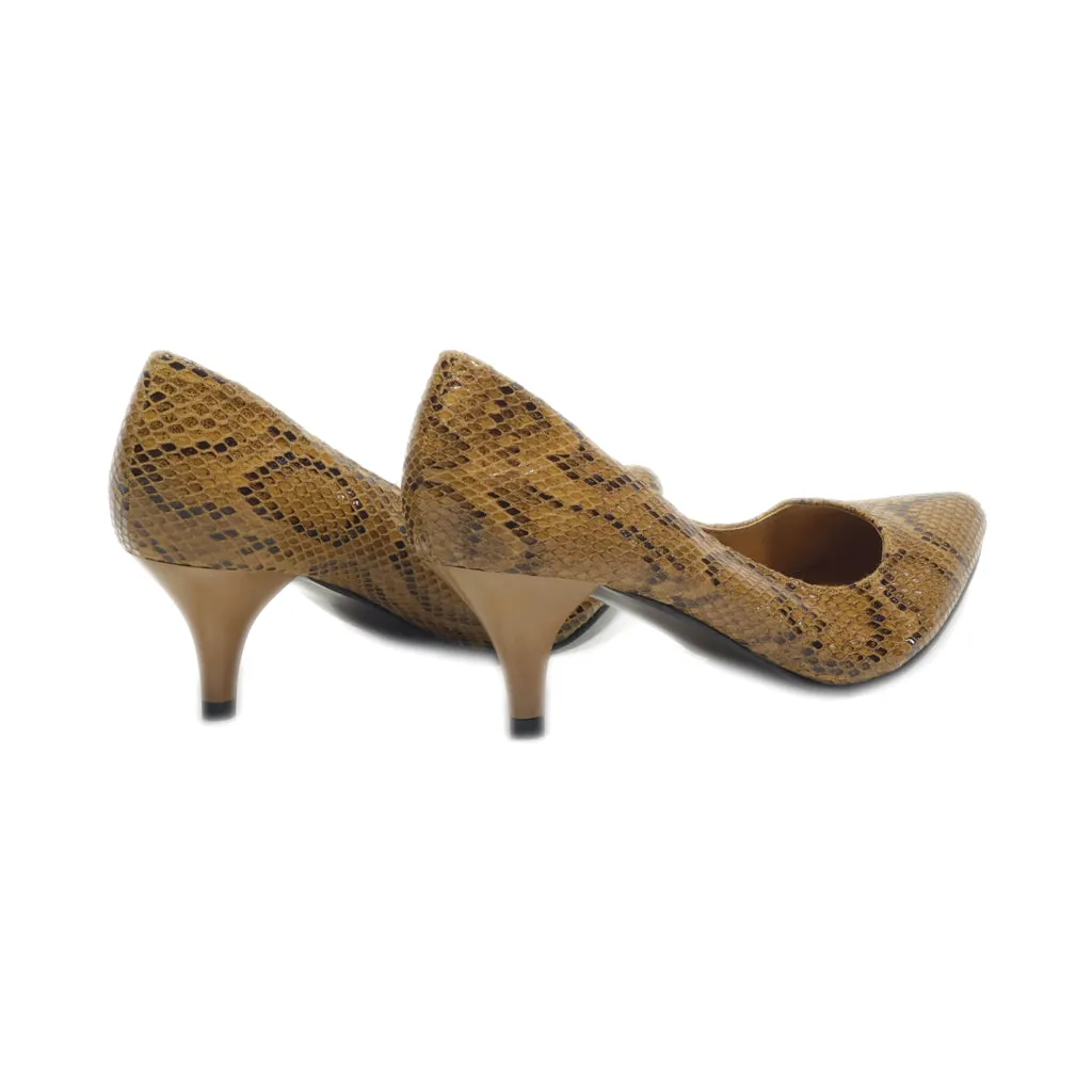 Bata Kitten Heels Leather Brown Colour For Women