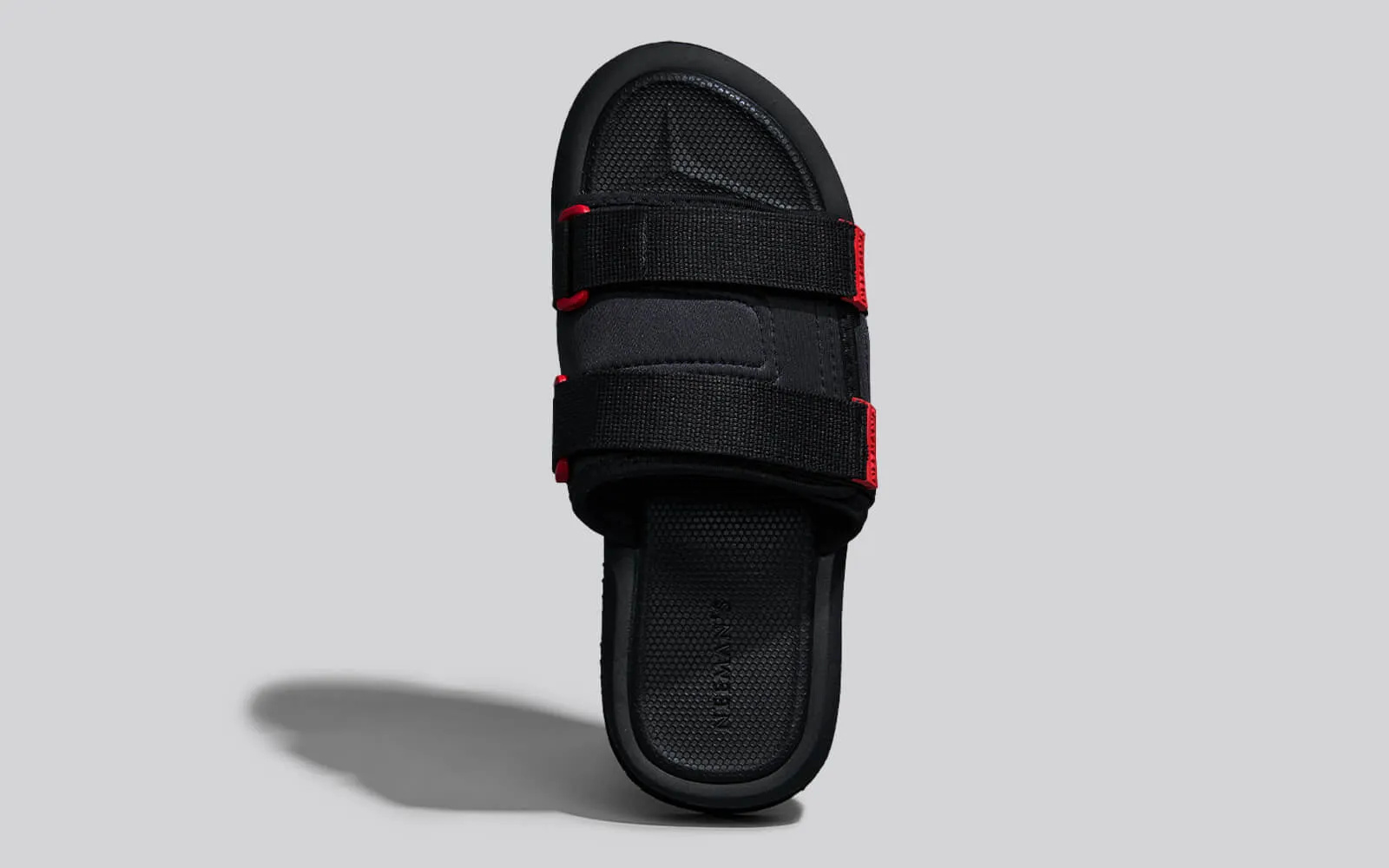 Breezy Fluff Sandals : Black