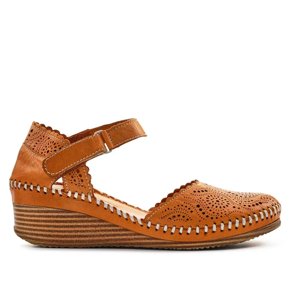 Casual Touch-Fasten Mary Janes - METIN41008 / 327 207