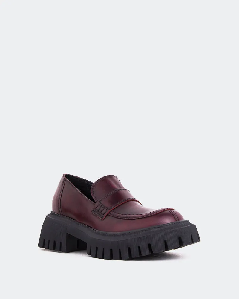 Derulo Burgundy
