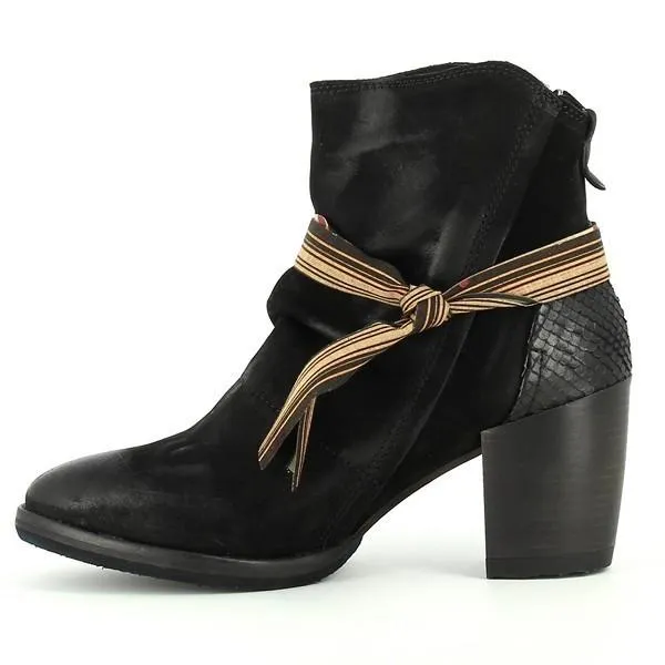 Felmini 9017 Black Lace Ankle Boots