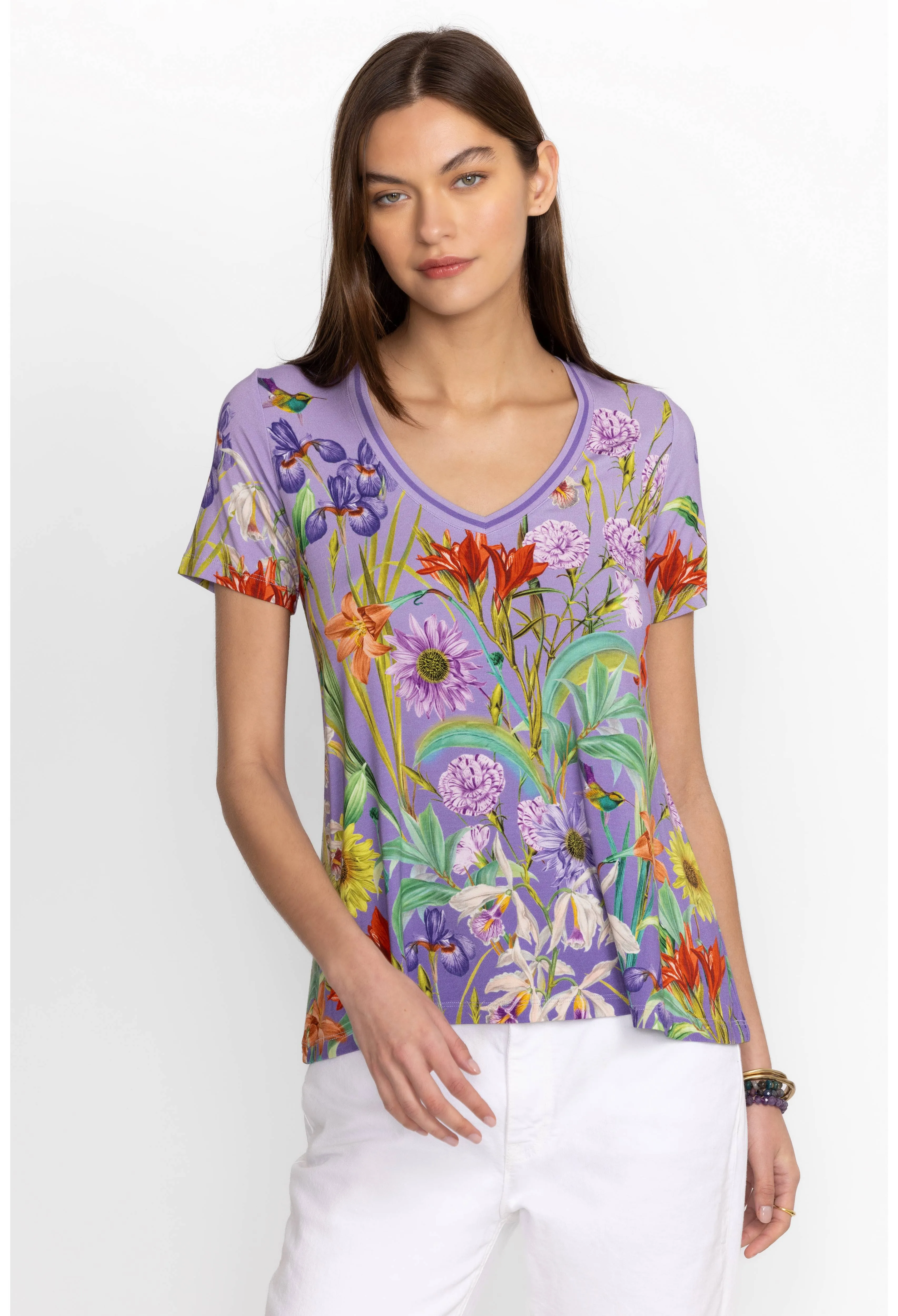 THE JANIE FAVORITE SHORT SLEEVE V‑NECK SWING TEE
