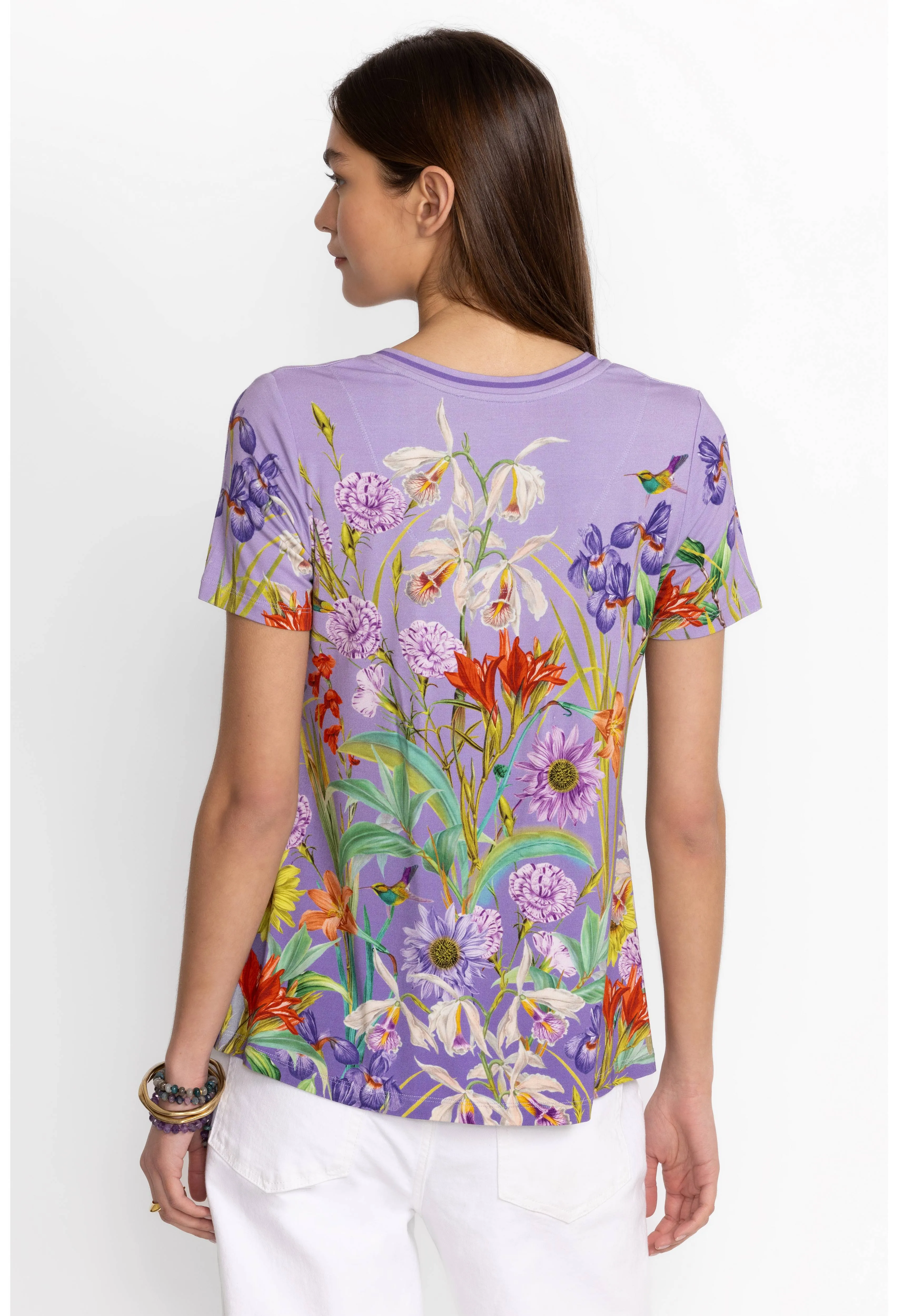 THE JANIE FAVORITE SHORT SLEEVE V‑NECK SWING TEE
