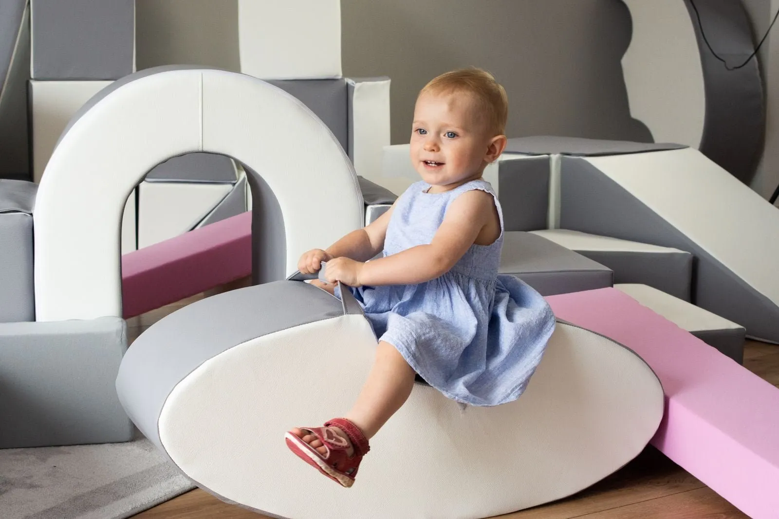 Velinda Single Soft Play Rocker (Direct Shipping Item - UK Only)